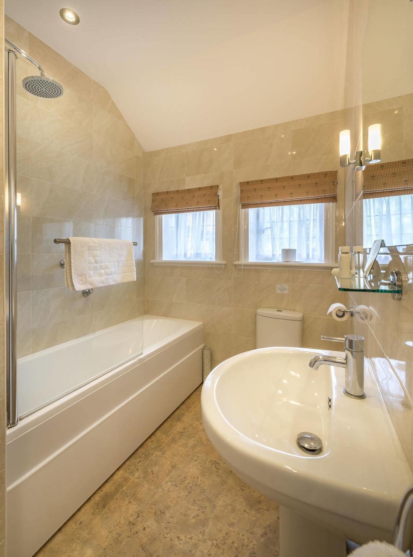 Petwood Hotel Woodhall Spa Bagian luar foto