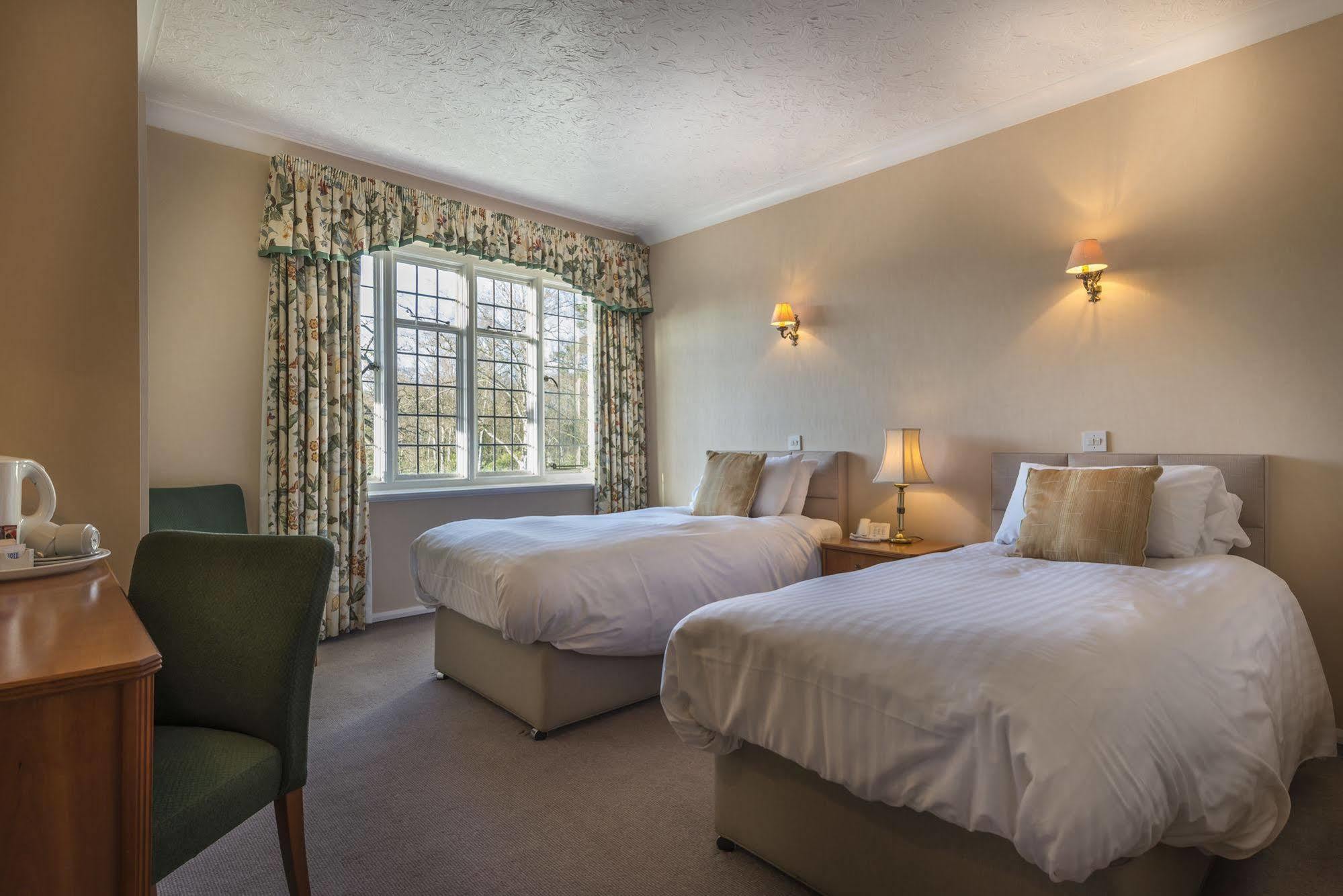 Petwood Hotel Woodhall Spa Bagian luar foto